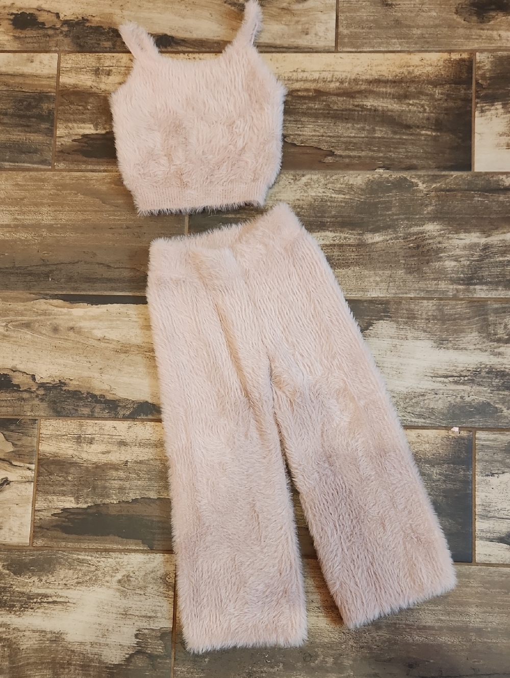 Rylee + Cru  Fuzzy Set in Blush